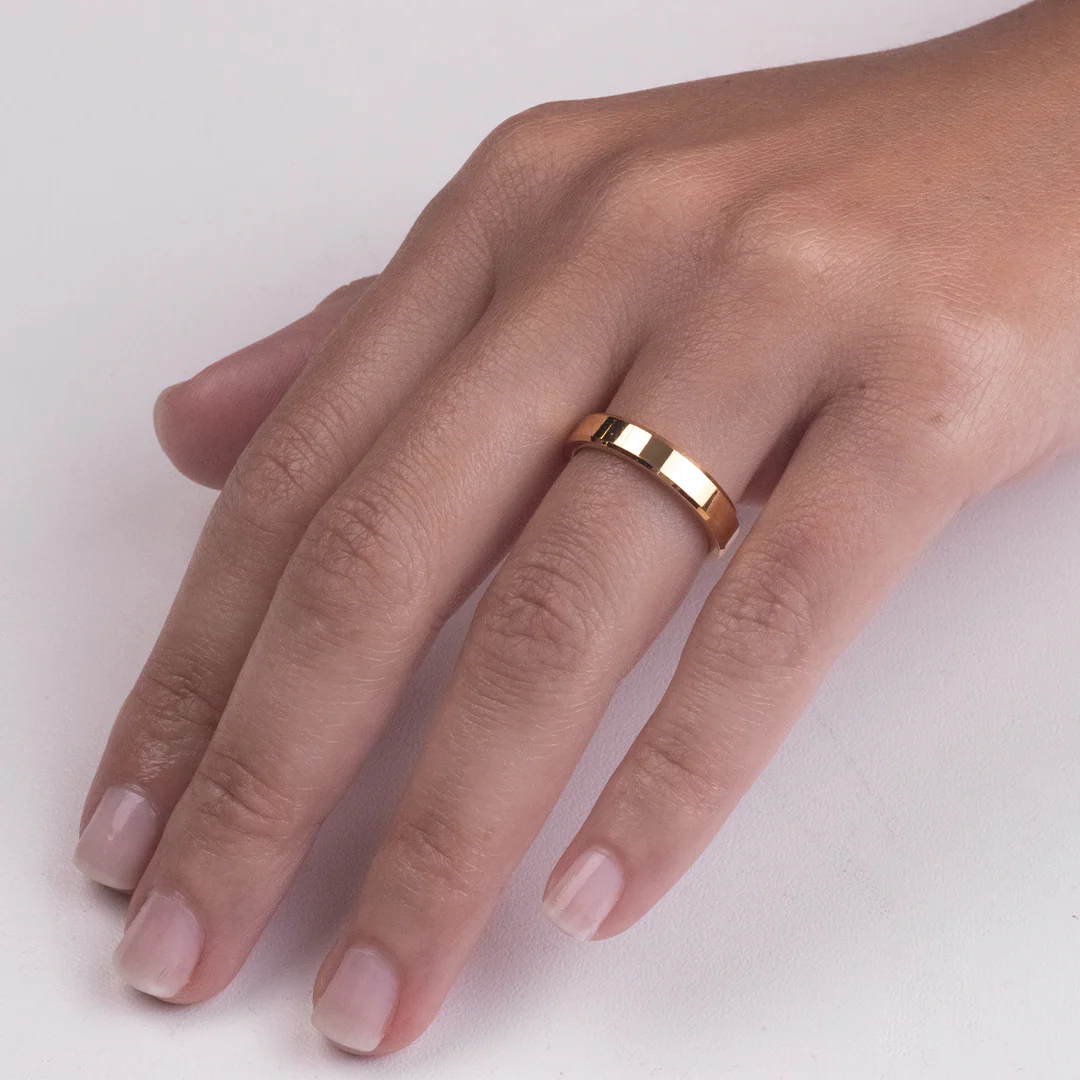 Aliança de Tungstênio True Love Ouro brilho 4mm - Image 3